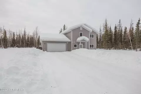 1215 Groundsel Ave, North Pole, AK 99705