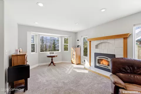 Living - 19120 Babrof Dr, Eagle River, AK 99577 photo 2 of 4