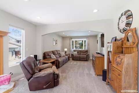 Living - 19120 Babrof Dr, Eagle River, AK 99577 photo 3 of 4