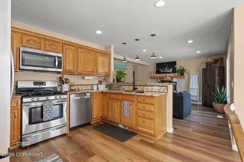 10911 Kaskanak Dr, Eagle River, AK 99577 photo 15