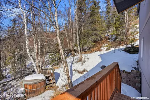 Exterior - 19031 Upper Mccrary Rd, Eagle River, AK 99577 photo 5 of 7