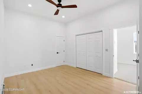 Bedroom - 19031 Upper Mccrary Rd, Eagle River, AK 99577 photo 3 of 8