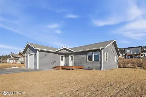 960 Shelley Ave, Homer, AK 99603