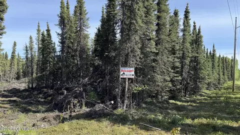 37100 Card St, Sterling, AK 99672