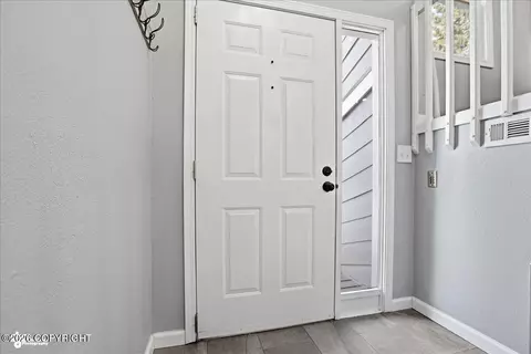 9643 Nulato Cir, Eagle River, AK 99577 photo 5