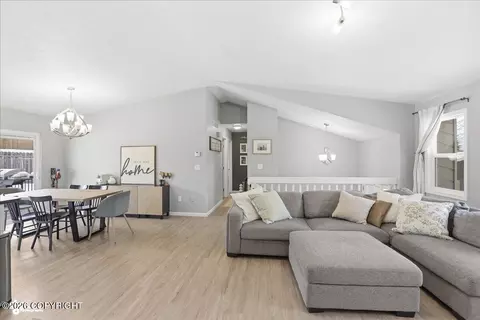 9643 Nulato Cir, Eagle River, AK 99577 photo 10