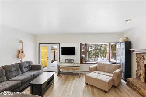 Living - 18630 Eaglewood Loop, Eagle River, AK 99577 photo 2 of 4