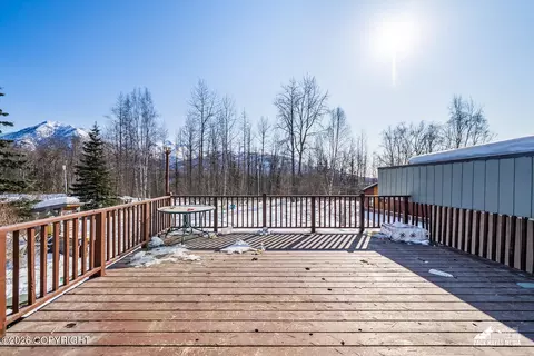 Exterior - 20880 Oberg Rd, Chugiak, AK 99567 photo 2 of 4
