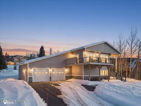 11371 Cobra St, Anchorage, AK 99507