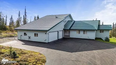 Exterior - 10121 Middlerock Rd, Anchorage, AK 99507 photo 2 of 38