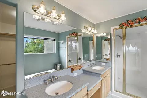 Bath - 10121 Middlerock Rd, Anchorage, AK 99507 photo 2 of 11