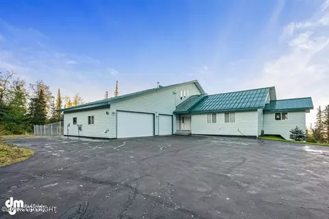 Exterior - 10121 Middlerock Rd, Anchorage, AK 99507 photo 14 of 38