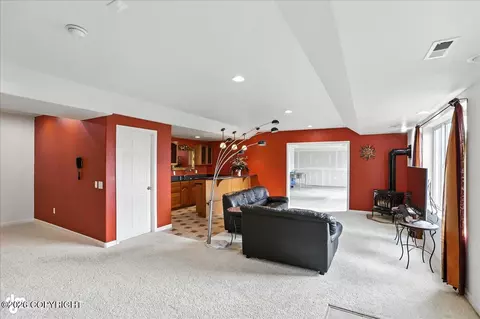 Living - 10121 Middlerock Rd, Anchorage, AK 99507 photo 3 of 6