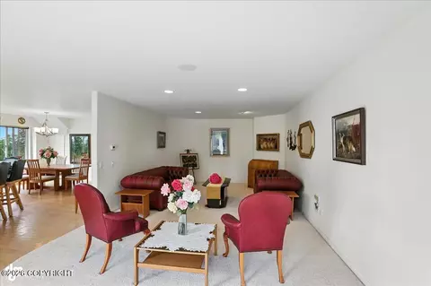 Living - 10121 Middlerock Rd, Anchorage, AK 99507 photo 6 of 6