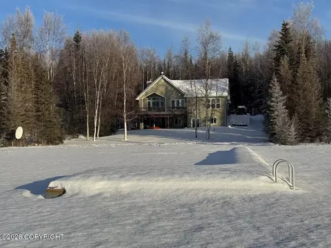 38675 Gavin Cir, Soldotna, AK 99669