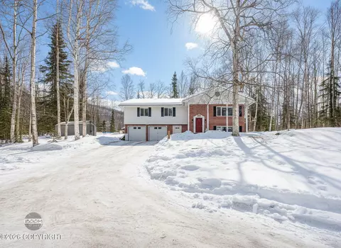 20211 Upper Greatland Dr, Chugiak, AK 99567