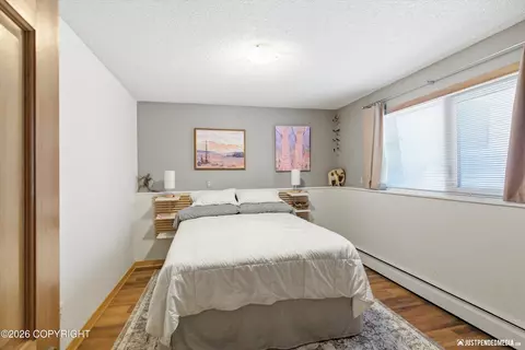 Bedroom - 5329 E 42nd Ave, Anchorage, AK 99508 photo 6 of 6