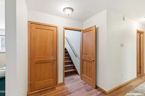 Entry Way - 5329 E 42nd Ave, Anchorage, AK 99508 photo 4 of 5
