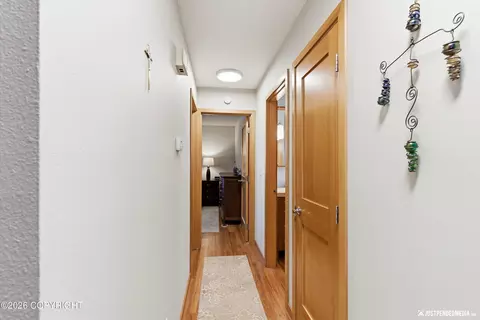 Entry Way - 5329 E 42nd Ave, Anchorage, AK 99508 photo 2 of 5