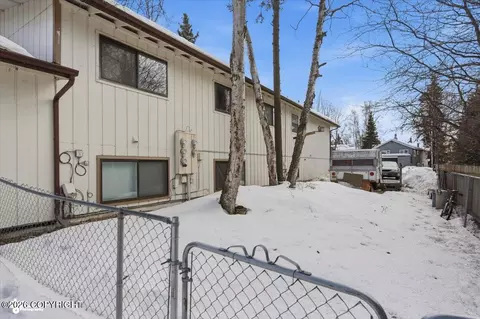 12521 Tanada Loop, Anchorage, AK 99515 photo 4