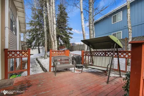12521 Tanada Loop, Anchorage, AK 99515 photo 5