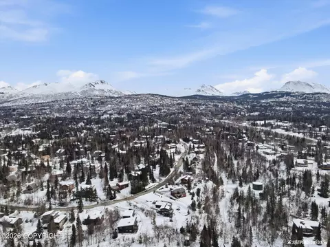 View/Area - 6700 Round Tree Dr, Anchorage, AK 99507 photo 6 of 7