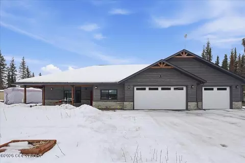 37580 Arabian Ln, Sterling, AK 99672