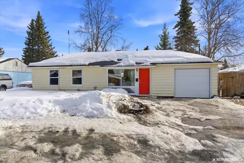 1923 Talkeetna St, Anchorage, AK 99508
