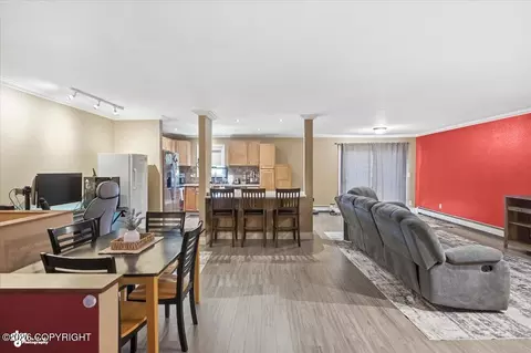 7803 Raymar Cir, Anchorage, AK 99518