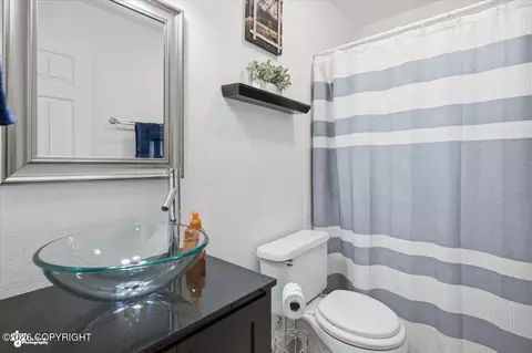 Bath - 7803 Raymar Cir, Anchorage, AK 99518 photo 1 of 3