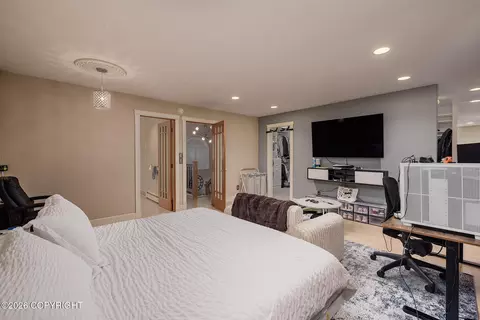 Bedroom - 654 Highlander Cir, Anchorage, AK 99518 photo 5 of 5