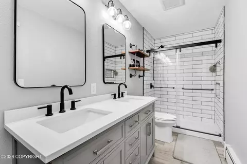 Bath - 17507 Kantishna Rd, Eagle River, AK 99577 photo 1 of 2