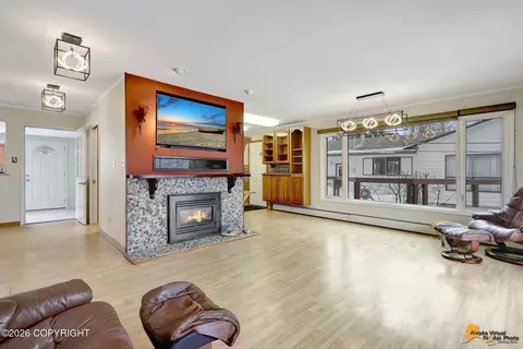 4950 Nottingham Way, Anchorage, AK 99503