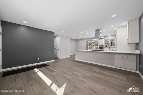 16717 Eleonora St, Eagle River, AK 99577 photo 9