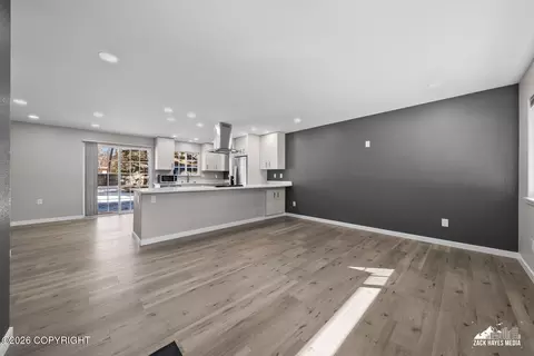 16717 Eleonora St, Eagle River, AK 99577 photo 6