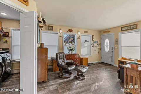 Entry Way - 29090 Mickeys Loop, Sterling, AK 99672 photo 2 of 2