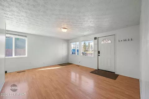 Living - 6006 Debarr Rd, Anchorage, AK 99504 photo 1 of 5