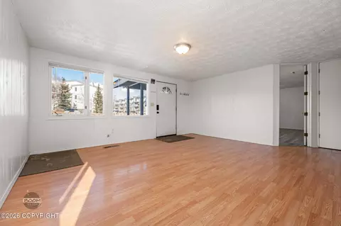 Living - 6006 Debarr Rd, Anchorage, AK 99504 photo 4 of 5
