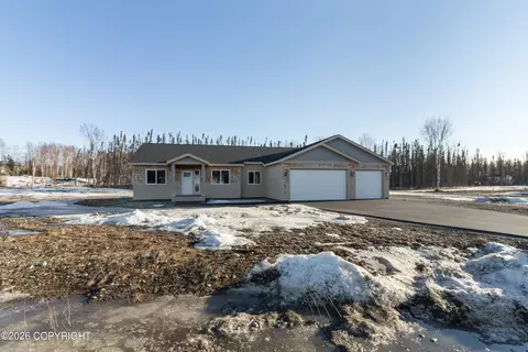 696 W Wood Star Dr, Wasilla, AK 99654