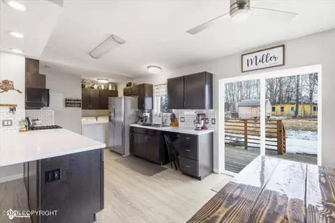 1611 S Abby Blvd, Wasilla, AK 99654