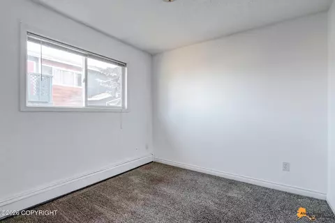 Bedroom - 4004 E 8th Ave, Anchorage, AK 99508 photo 6 of 7
