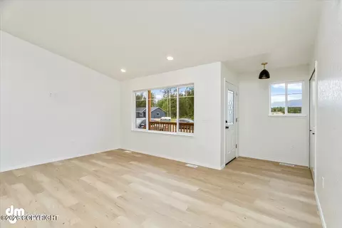 Living - 7651 E Obsidian, Wasilla, AK 99654 photo 1 of 6
