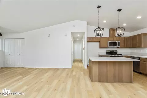 Entry Way - 7651 E Obsidian, Wasilla, AK 99654 photo 2 of 3