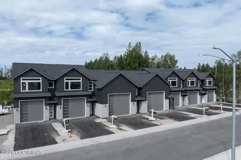 126 Venture Pl # 16, Anchorage, AK 99504
