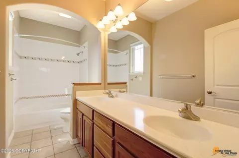 Bath - 17201 Yellowstone Dr, Eagle River, AK 99577 photo 6 of 7