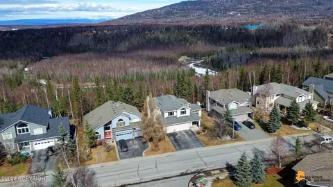 View/Area - 17201 Yellowstone Dr, Eagle River, AK 99577 photo 6 of 15