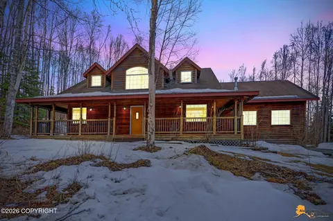 21944 Rankin Rd, Chugiak, AK 99567