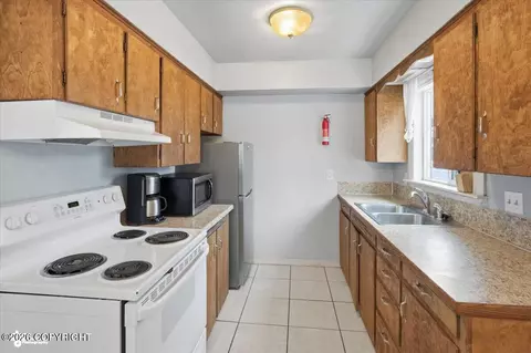 Kitchen - 615 E 11th Ave, Anchorage, AK 99501 photo 1 of 3