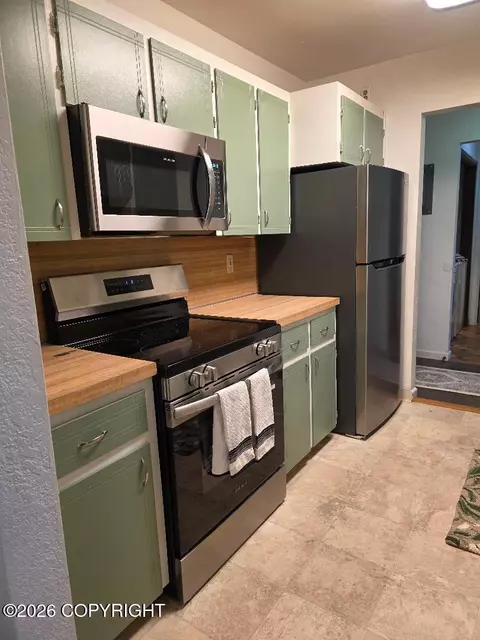 4333 San Ernesto Ave # W305, Anchorage, AK 99508
