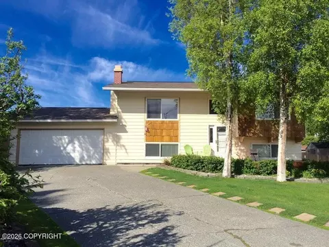 10254 Goodnews Cir, Anchorage, AK 99515